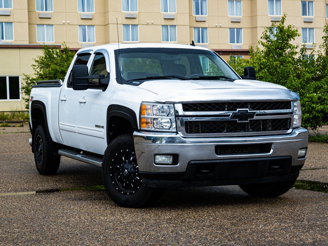 2011 Chevrolet Silverado 3500HD 4WD Crew Cab 167 LTZ White Sherwood Park - photo #1