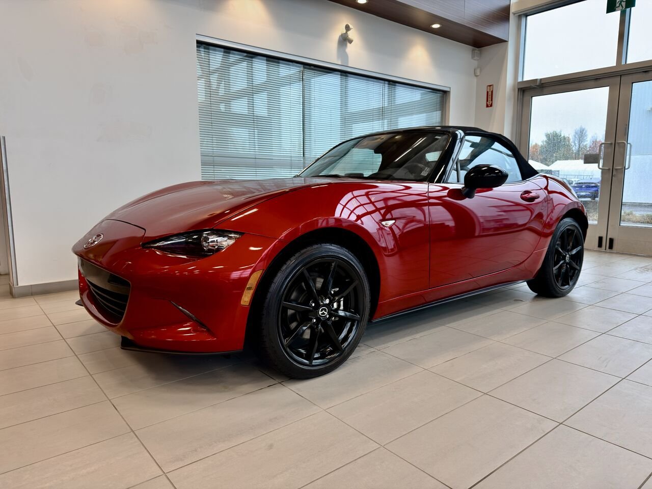 2023 Mazda MX-5 Black Notre-Dame-des-Prairies - photo #1