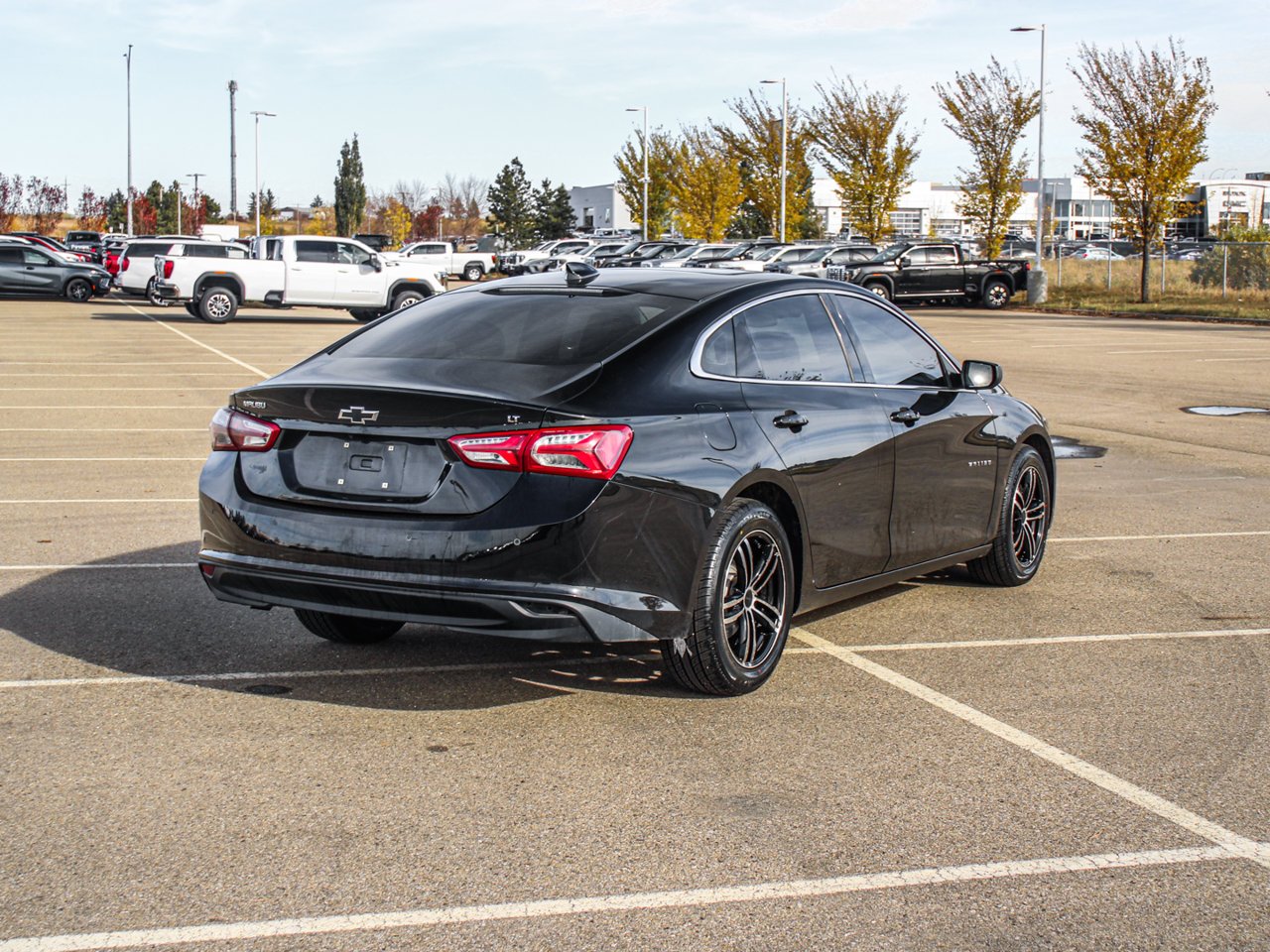 2019 Chevrolet Malibu 4dr Sdn LT w/1LT Black Sherwood Park - photo #8