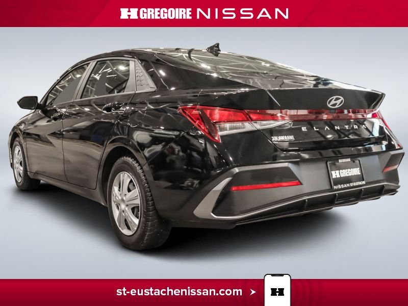 Hyundai Elantra SE4506 | Preferred APPLE CARPLAY SIEGES CHAUFFANTS DEM. A D 2024 Noir Laval - photo #7