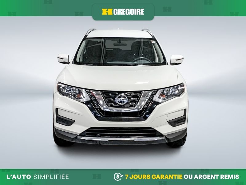2019 Nissan Rogue White Laval - photo #1