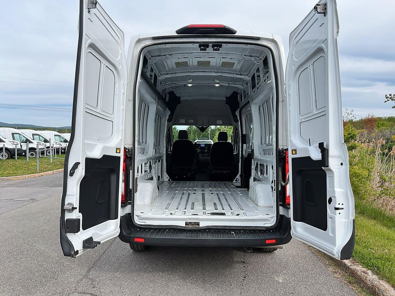 Ford Transit fourgon utilitaire 2025 Blanc Québec - photo #5