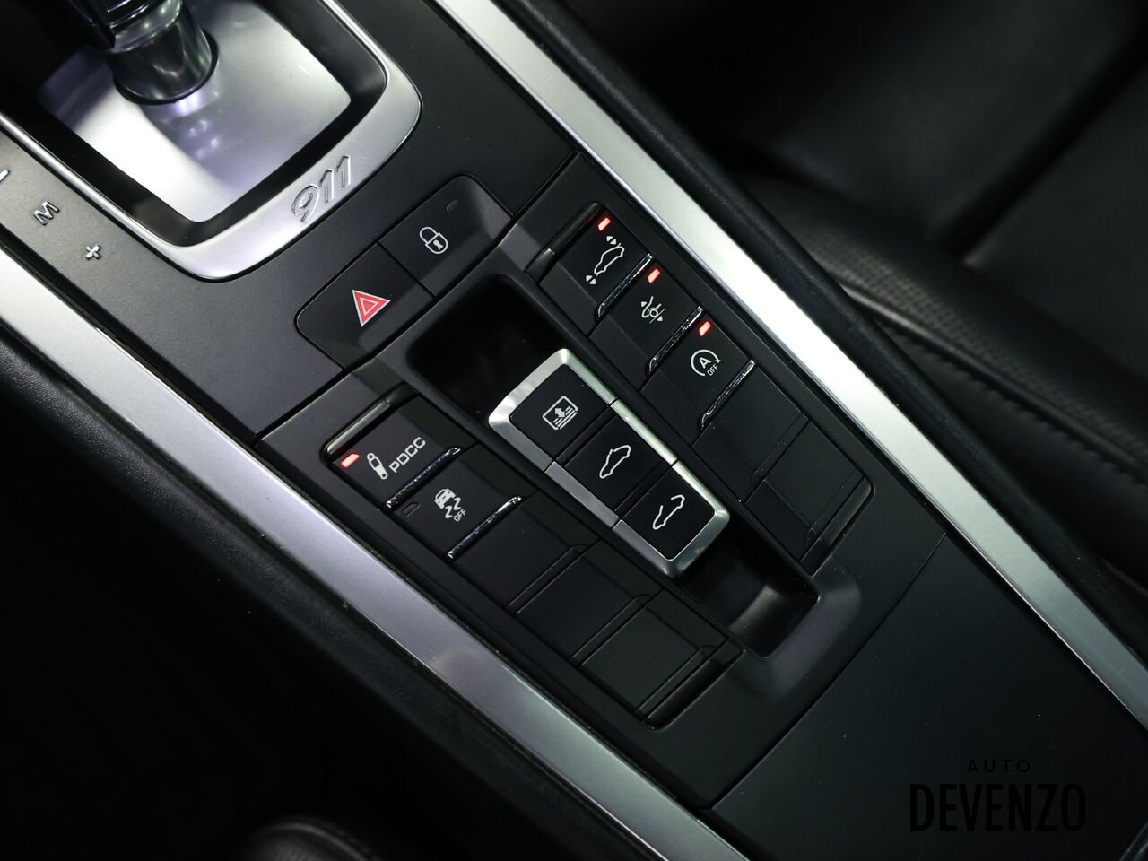 2018 Porsche 911 Black Saint-Eustache - photo #19