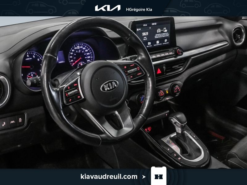 2020 Kia Forte White Laval - photo #9