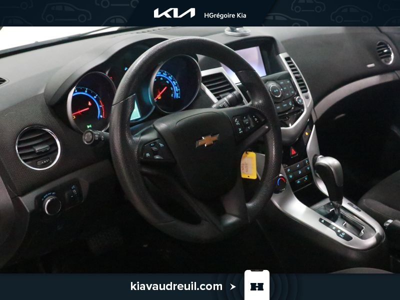 2015 Chevrolet Cruze White Blainville - photo #9