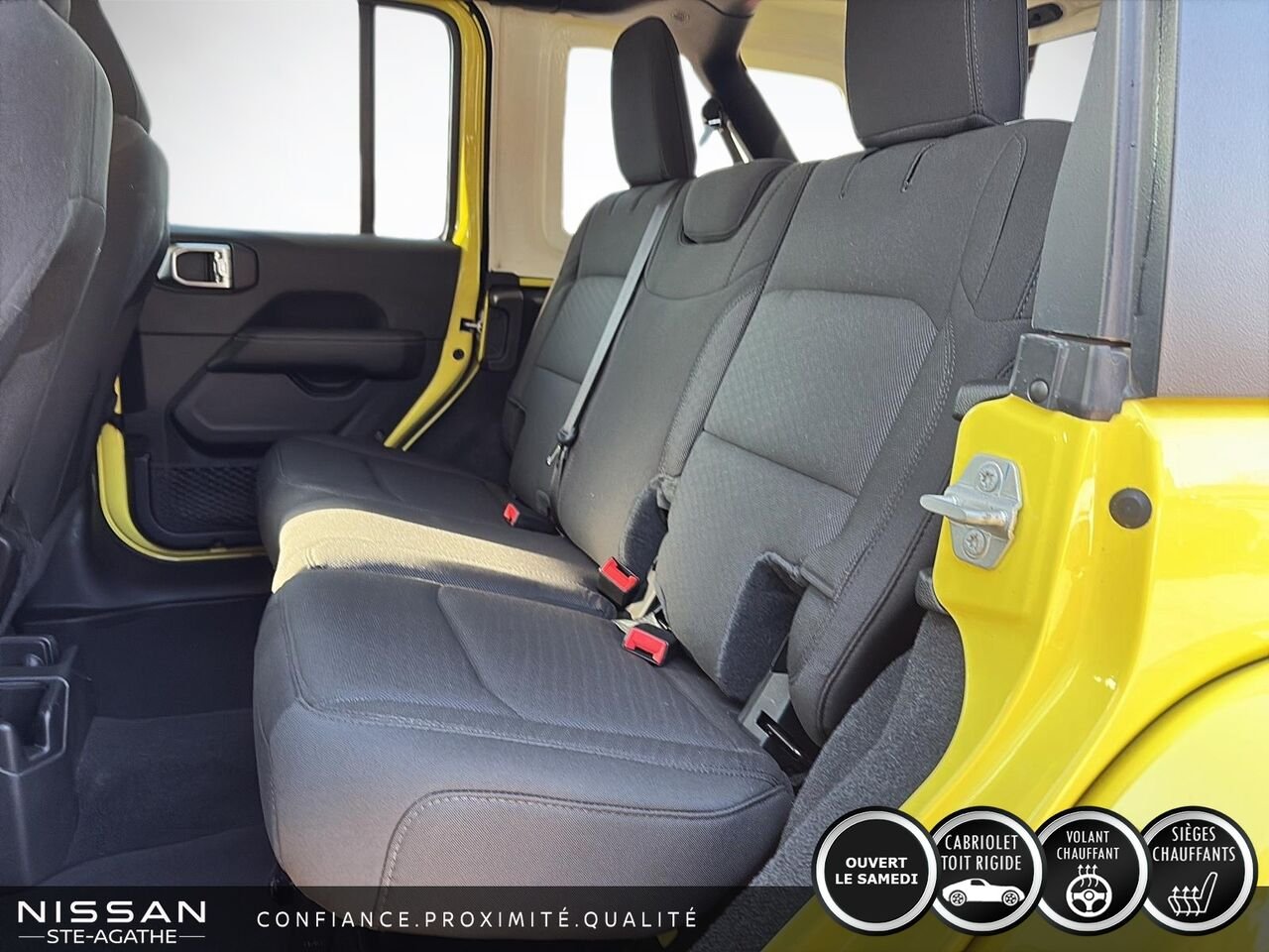 2023 Jeep Wrangler Sahara | V6 | 4X4 | 4 PORTES | Yellow Saint-Jérôme - photo #8