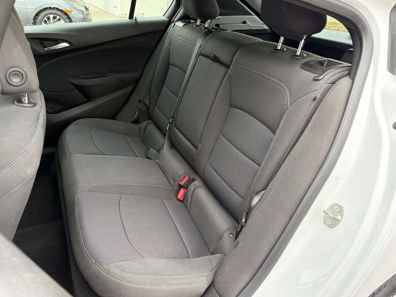 2018 Chevrolet Cruze LT Silver Gatineau - photo #16