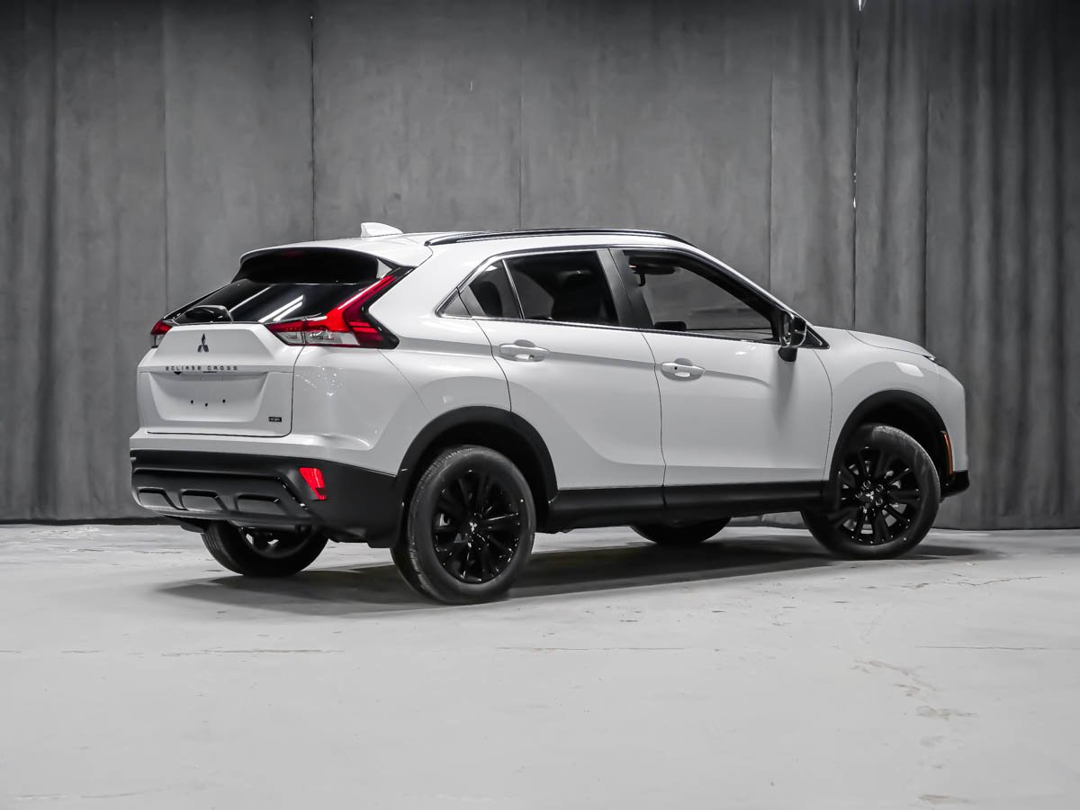 2026 Mitsubishi ECLIPSE CROSS NOIR White Montreal - photo #4