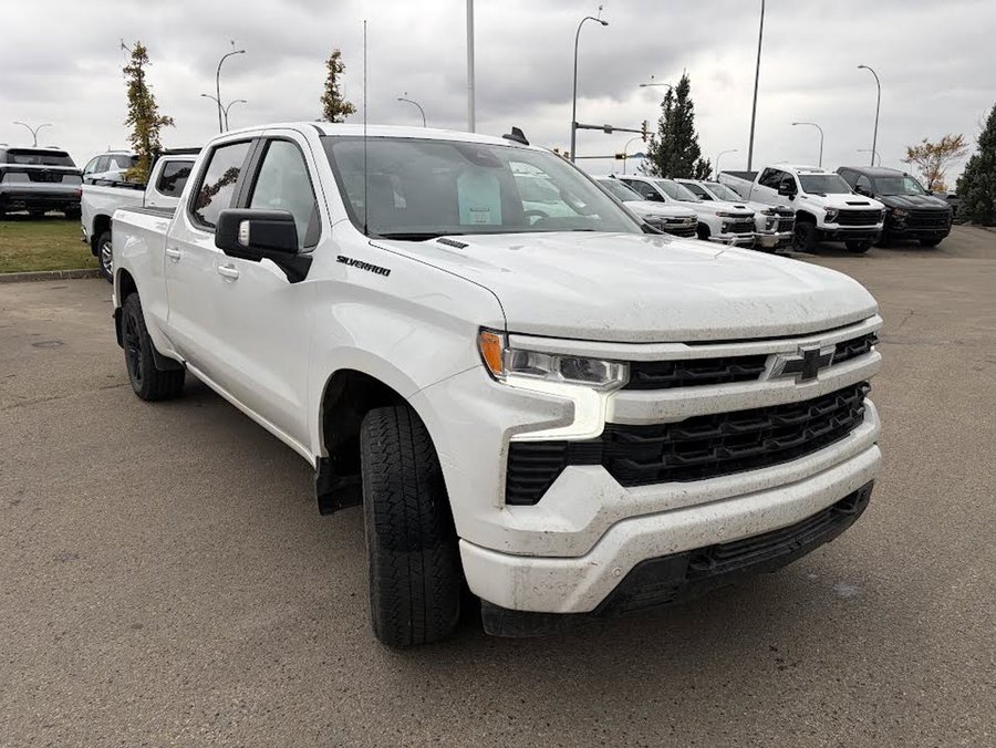 2024 Chevrolet Silverado 1500 RST White