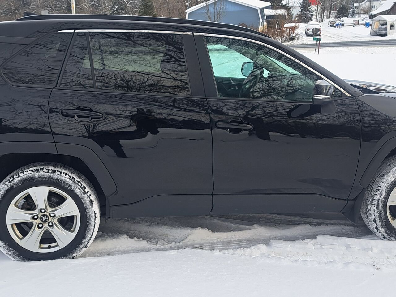 Toyota RAV4 XLE TI 2019 Noir minuit métallisé Lac-Etchemin - photo #5