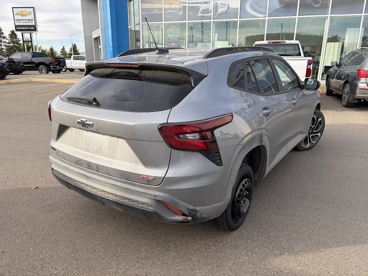 2025 Chevrolet Trax FWD 4dr 2RS Grey Sherwood Park - photo #4