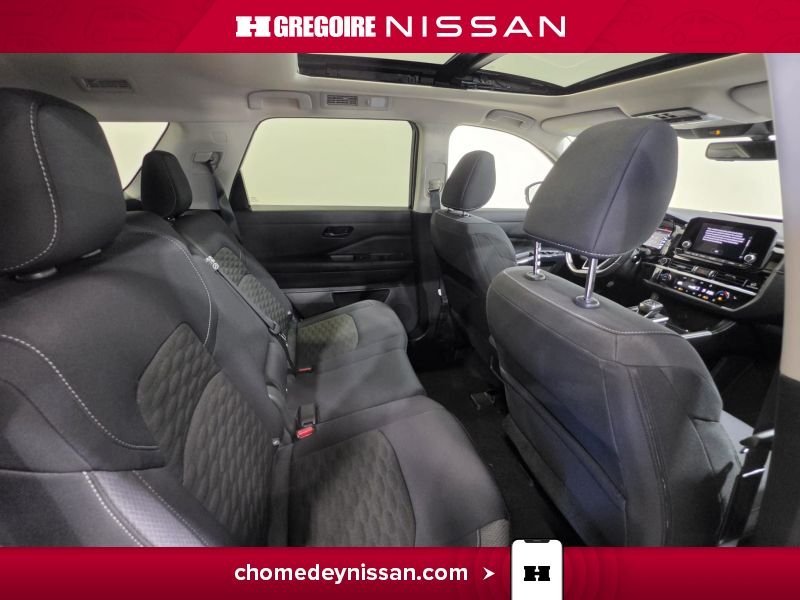 2024 Nissan Pathfinder White Saint-Eustache - photo #25
