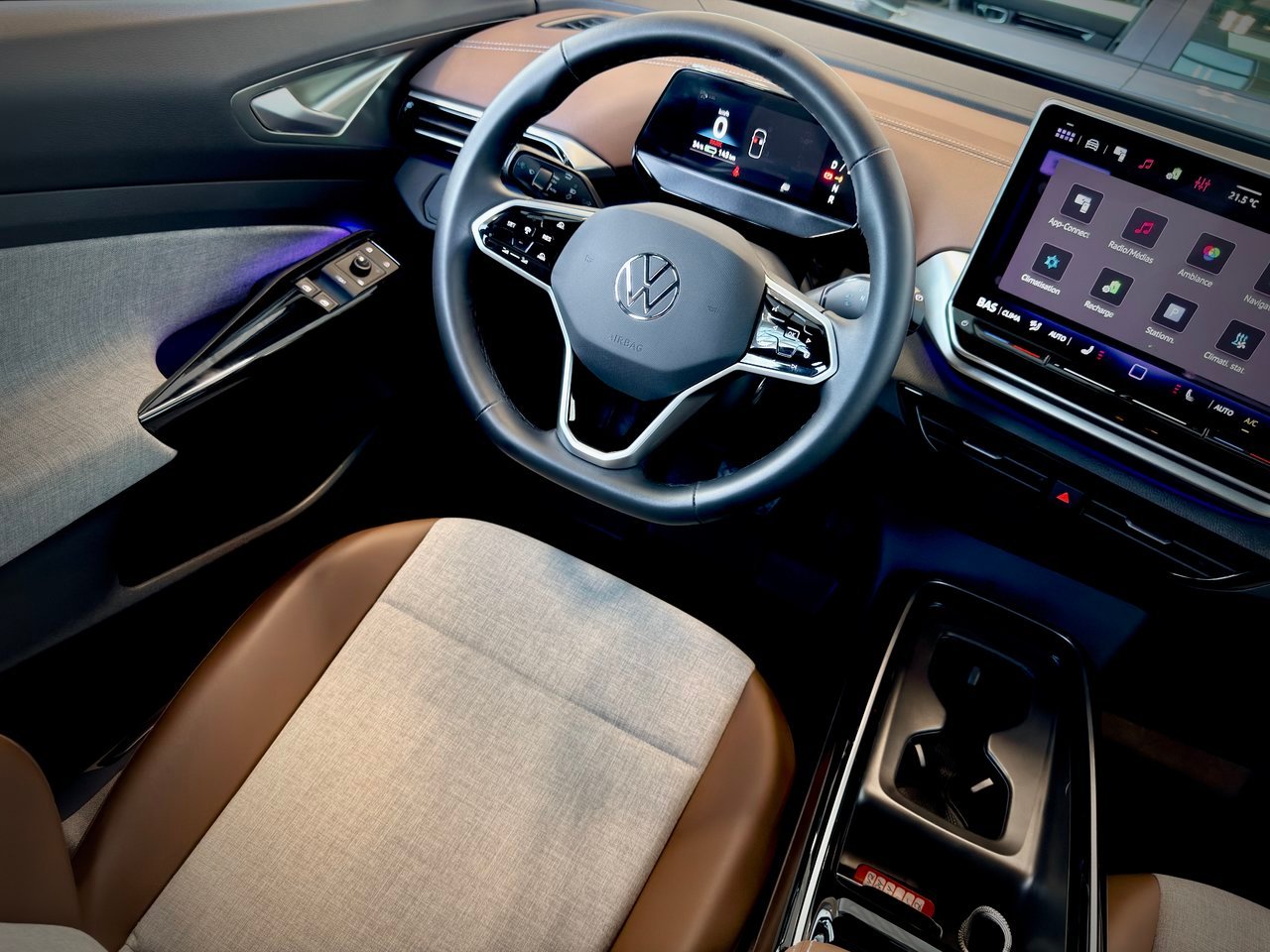 2024 Volkswagen ID.4 Black Notre-Dame-des-Prairies - photo #14
