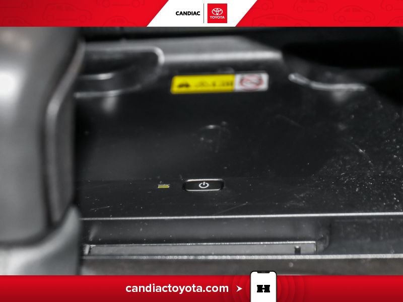 2023 Toyota Camry Black Laval - photo #28
