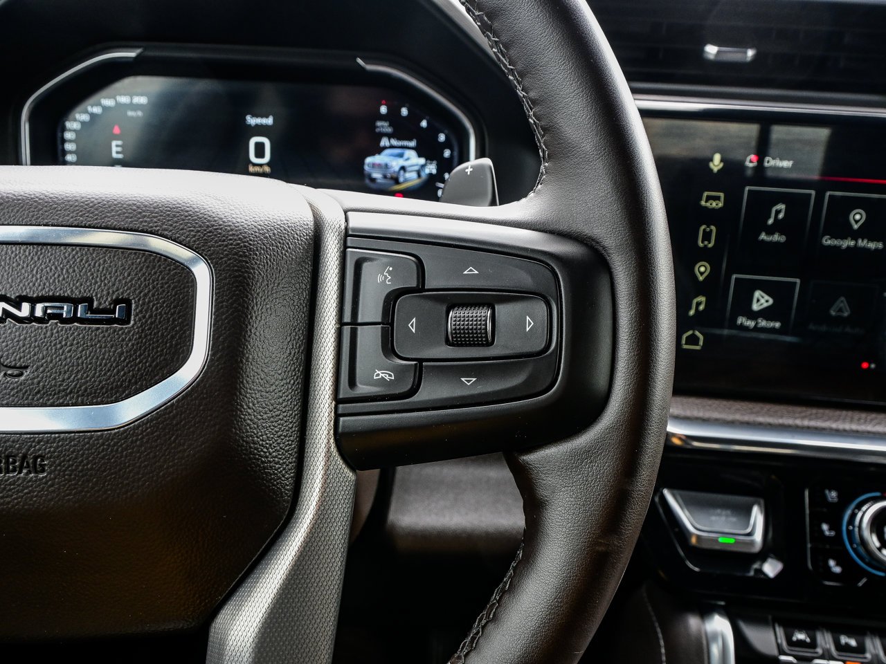 2024 GMC Sierra 1500 4WD Crew Cab 147 Denali White Sherwood Park - photo #25