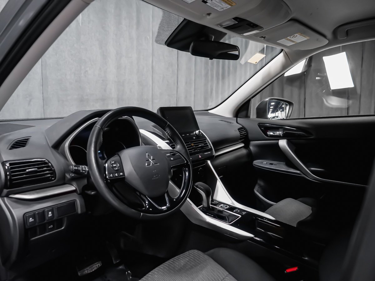 Mitsubishi Eclipse Cross SE 2024 Gris Montréal - photo #5