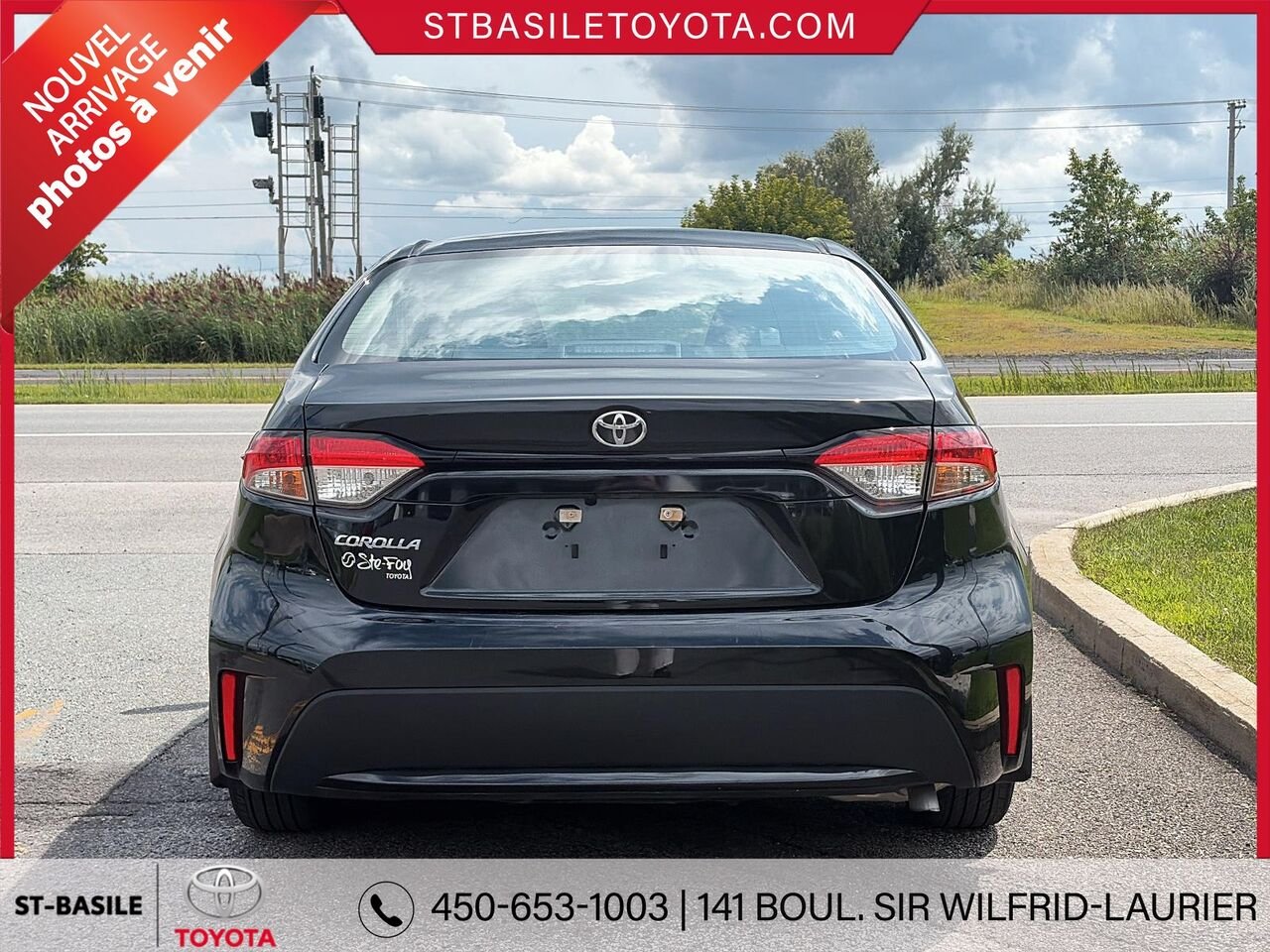 2022 TOYOTA COROLLA Black Saint-Basile-le-Grand - photo #2