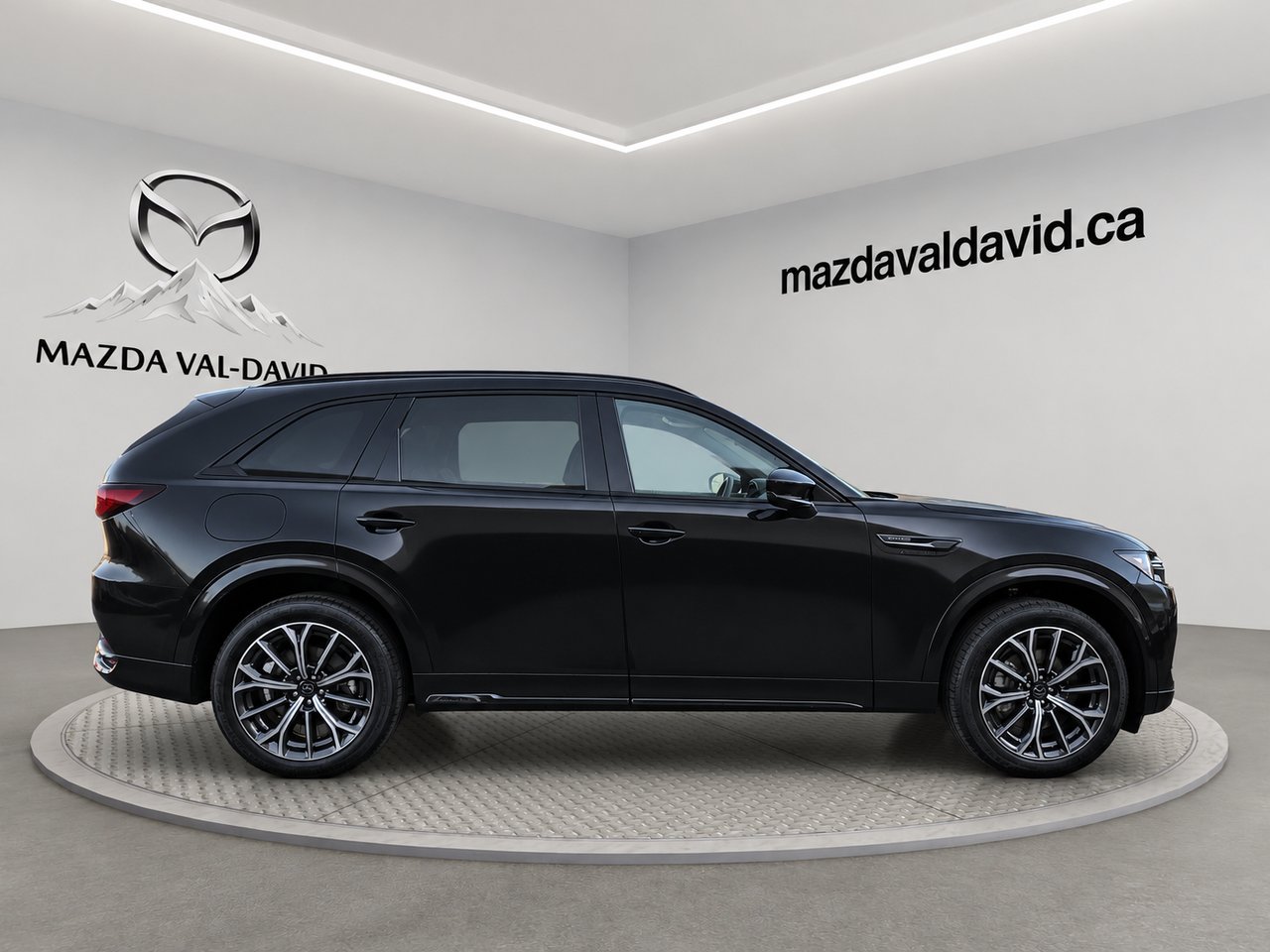2026 Mazda CX-70 PHEV Signature Jet Black Mica Val-David - photo #6