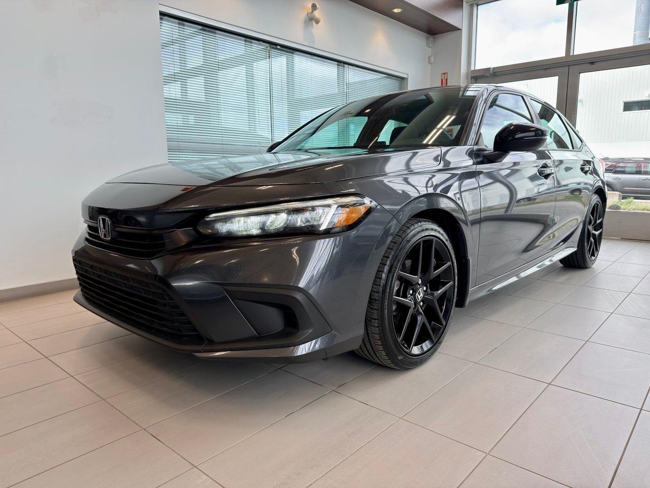 2023 Honda Civic Sedan gray Notre-Dame-des-Prairies - photo #2