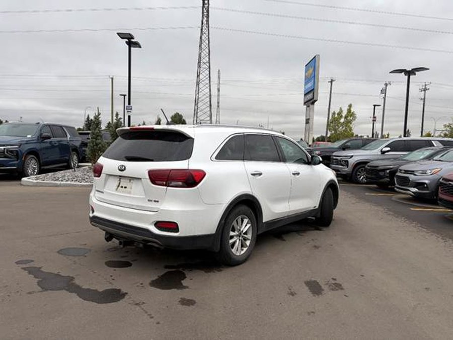 2019 Kia Sorento EX 2.4L 7 Passenger | Leather Heated Seats White