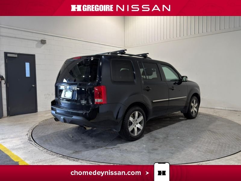 Honda Pilot CA7321 | Touring * AWD * Cuir * Toit * Caméra * 2015 Noir Laval - photo #8