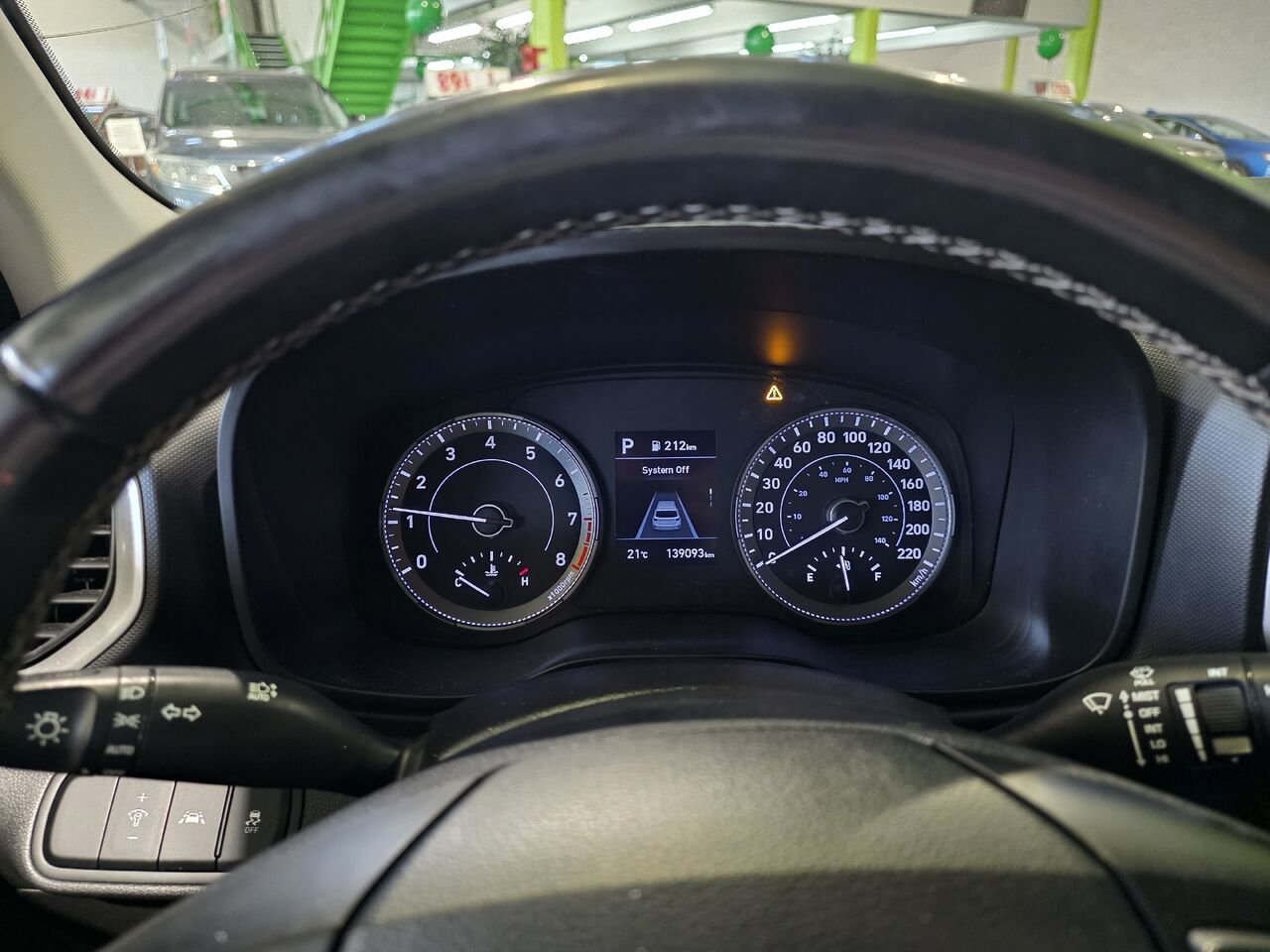 2022 Hyundai Venue Black  - photo #14