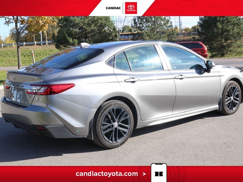 2025 Toyota Camry Grey Laval - photo #10