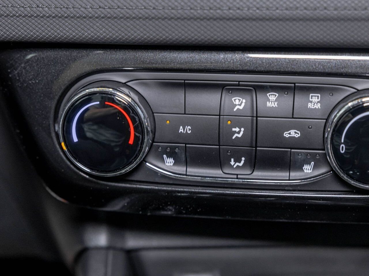 2026 Chevrolet Trailblazer LT AWD *SIÈGES / VOLANT CHAUF* CARPLAY *BAS KM* Marina Blue Saint-Jérôme - photo #19
