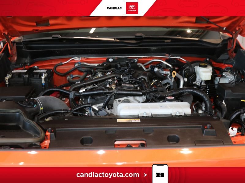 2024 Toyota Tacoma Orange Blainville - photo #13