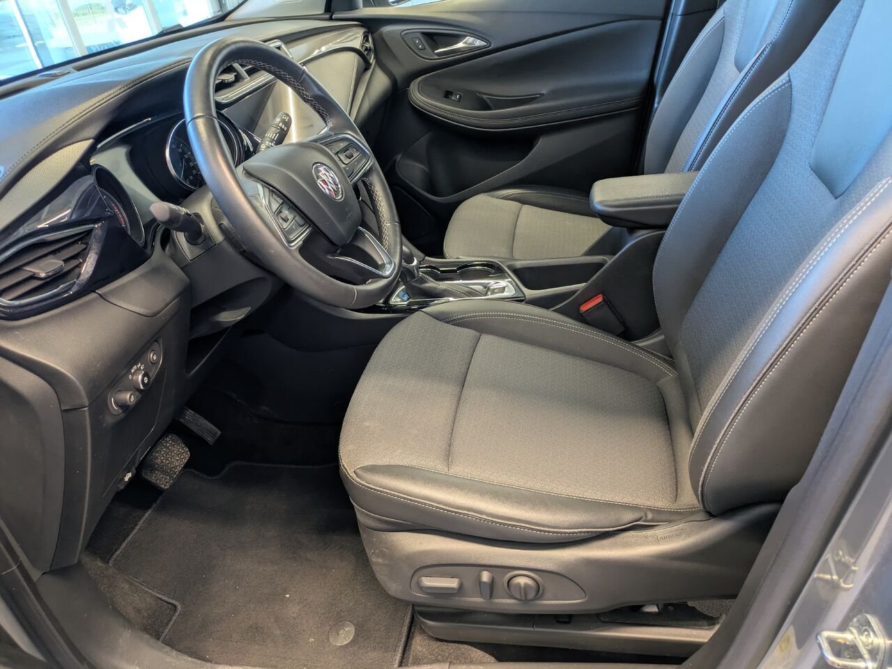 Buick Encore 2023 Gris Gatineau - photo #13