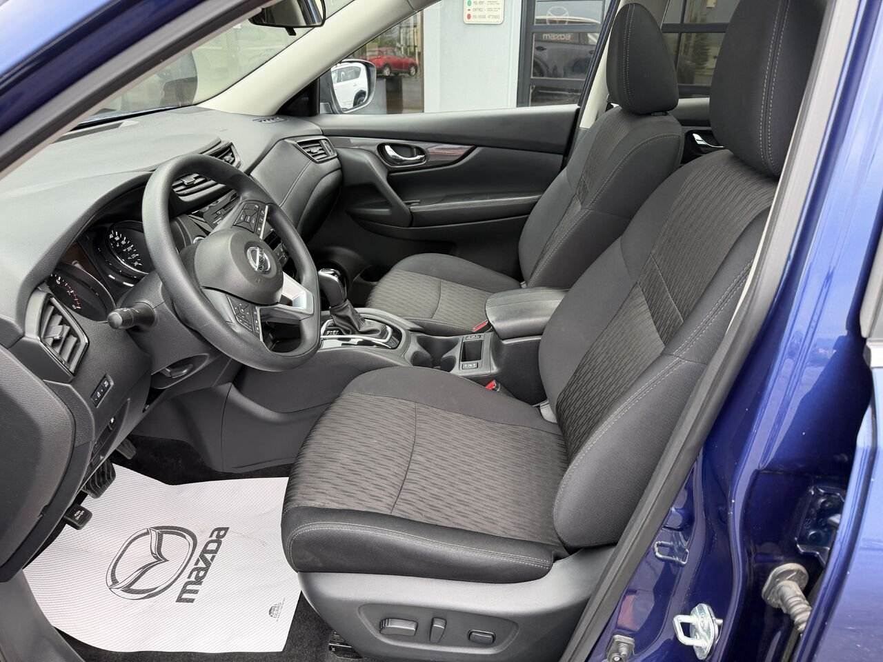 2019 Nissan Rogue Blue Nantes - photo #9