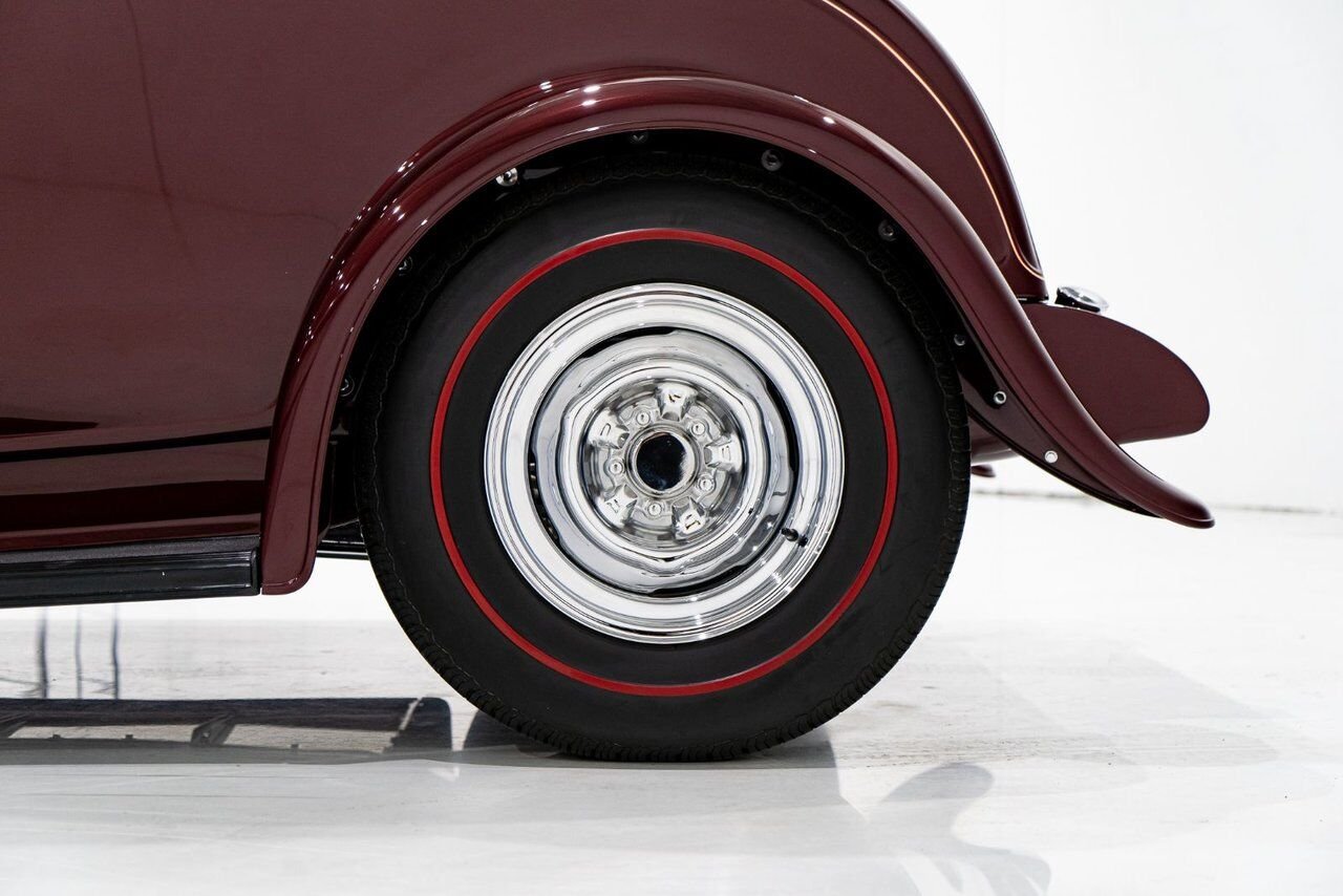 Ford Highboy Lobeck creation spectacular presentation **PRICE IN USD** 1932 Rouge Montréal - photo #42