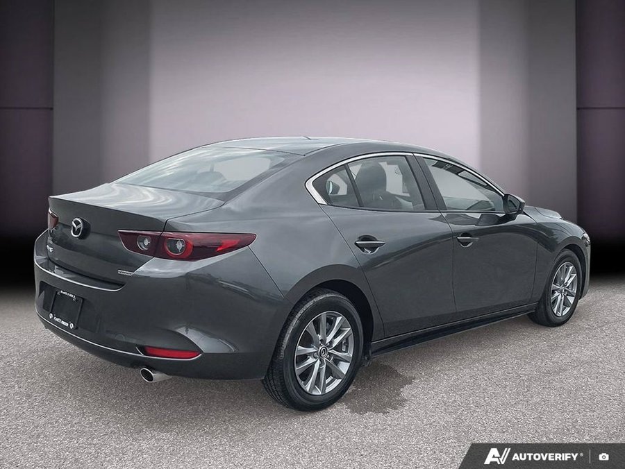 Mazda Mazda3 2023 2023 Gris