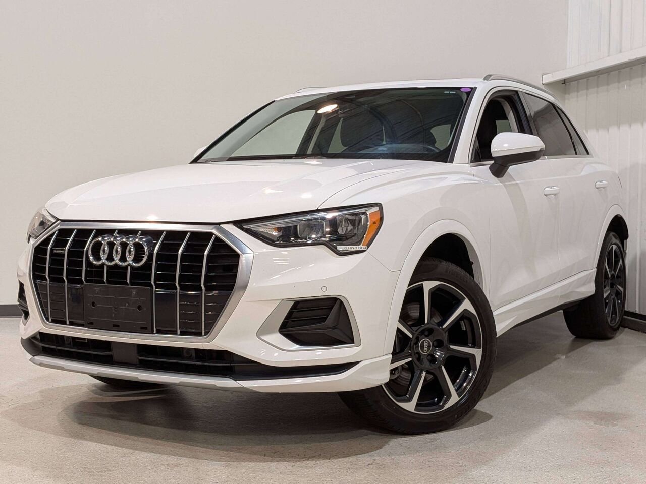 2021 Audi Q3 Progressiv 40 TFSI quattro White Val-David - photo #0