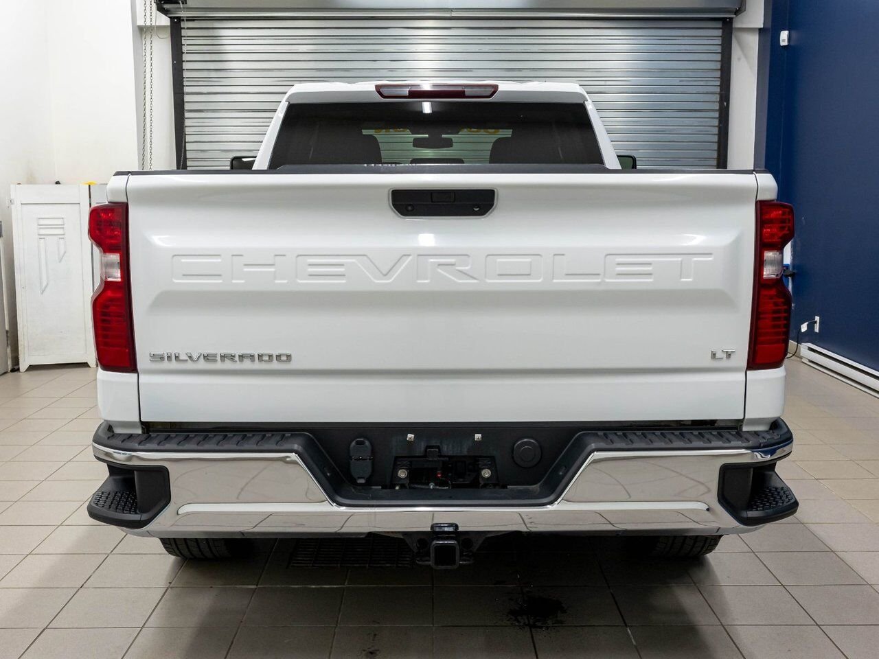Chevrolet Silverado 1500 LT V8 4X4 *GR. REMORQ MAX* SIEGES CHAUFF *CARPLAY 2020 Blanc Saint-Jérôme - photo #5