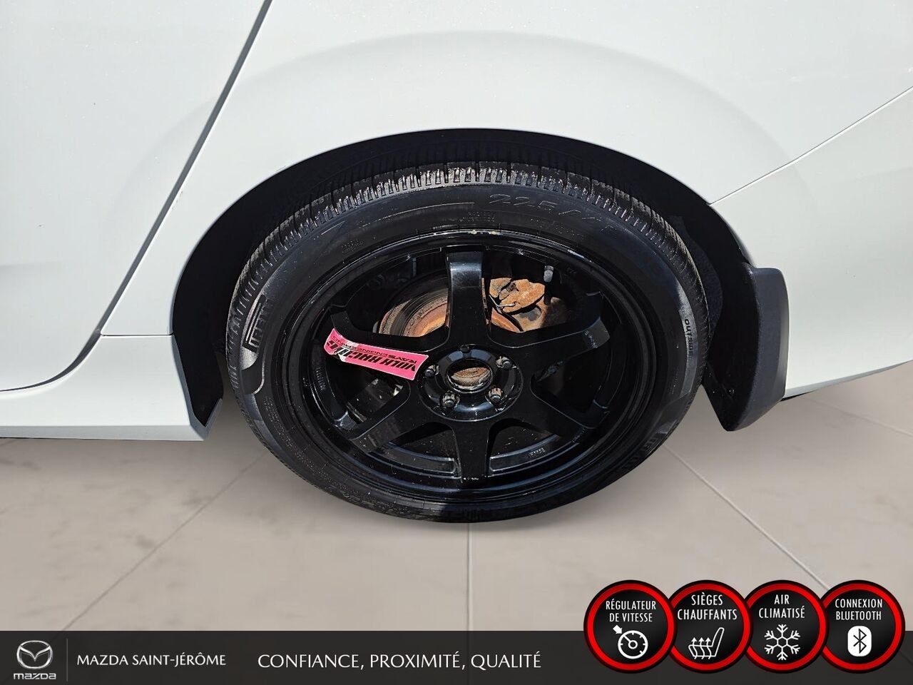 Honda Civic Berline LX | MANUELLE | MAGS NOIR | CARFAX PROPRE 2020 Blanc Saint-Jérôme - photo #10