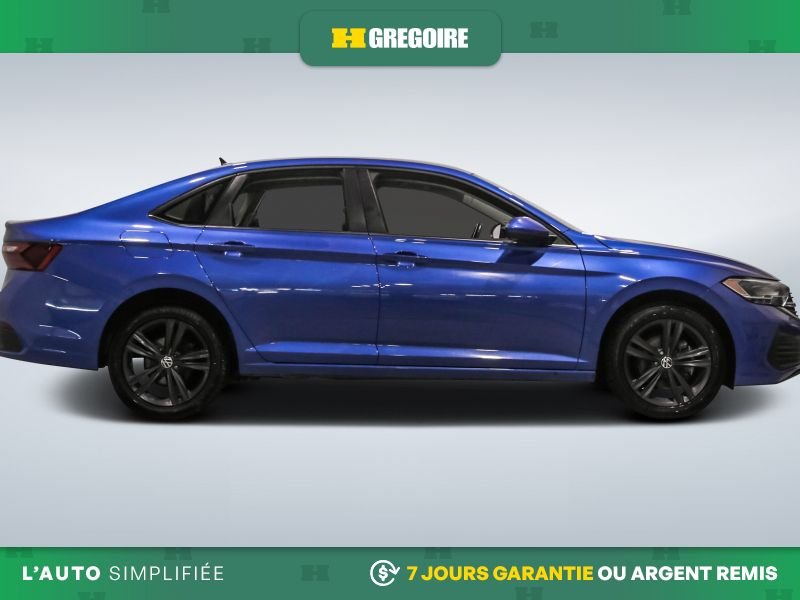 Volkswagen Jetta 2022 Bleu Laval - photo #10