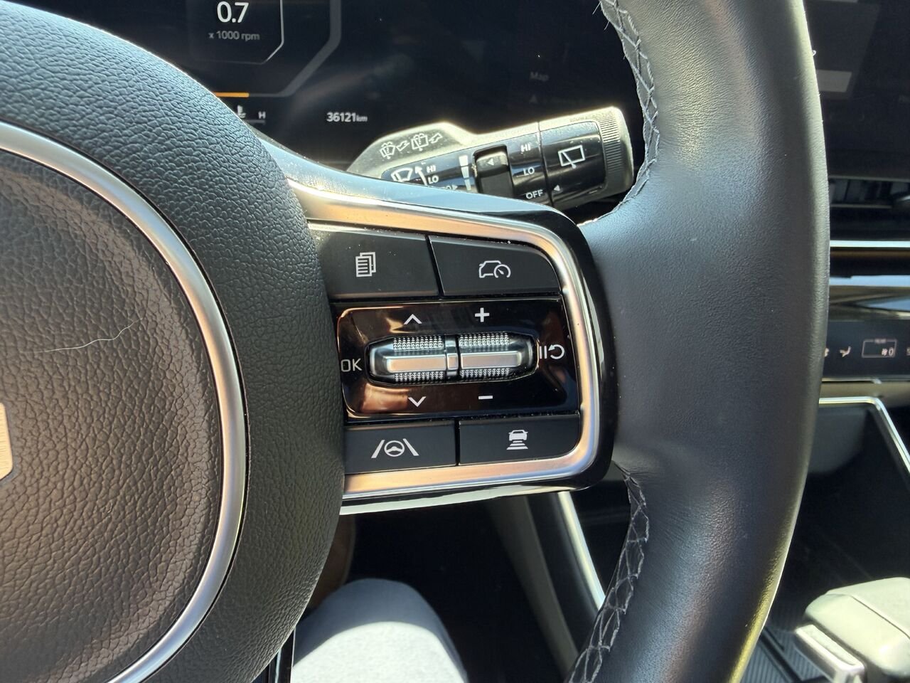 2025 Kia Carnival Black Thetford Mines - photo #21