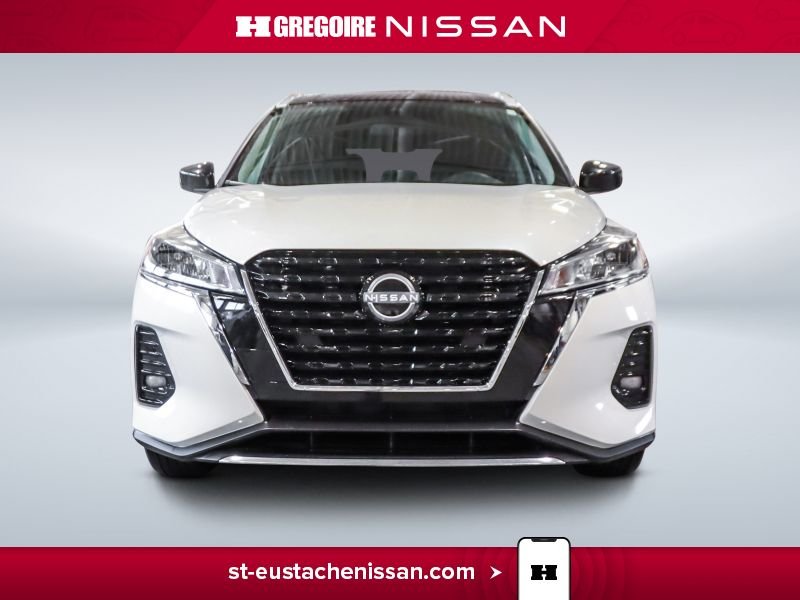 2023 Nissan Kicks White Laval - photo #2