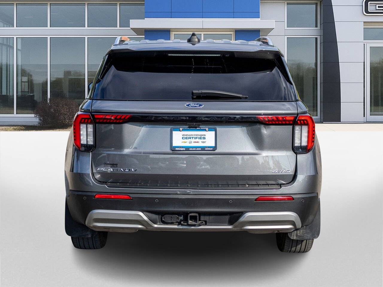 Ford Explorer Platinum 4 RM 2025 Gris Châteauguay - photo #3