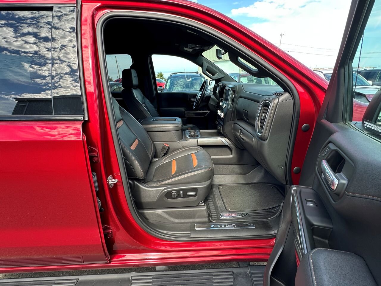 2021 GMC SIERRA K1500 AT4 SIERRA K1500 AT4 Red Matane - photo #13