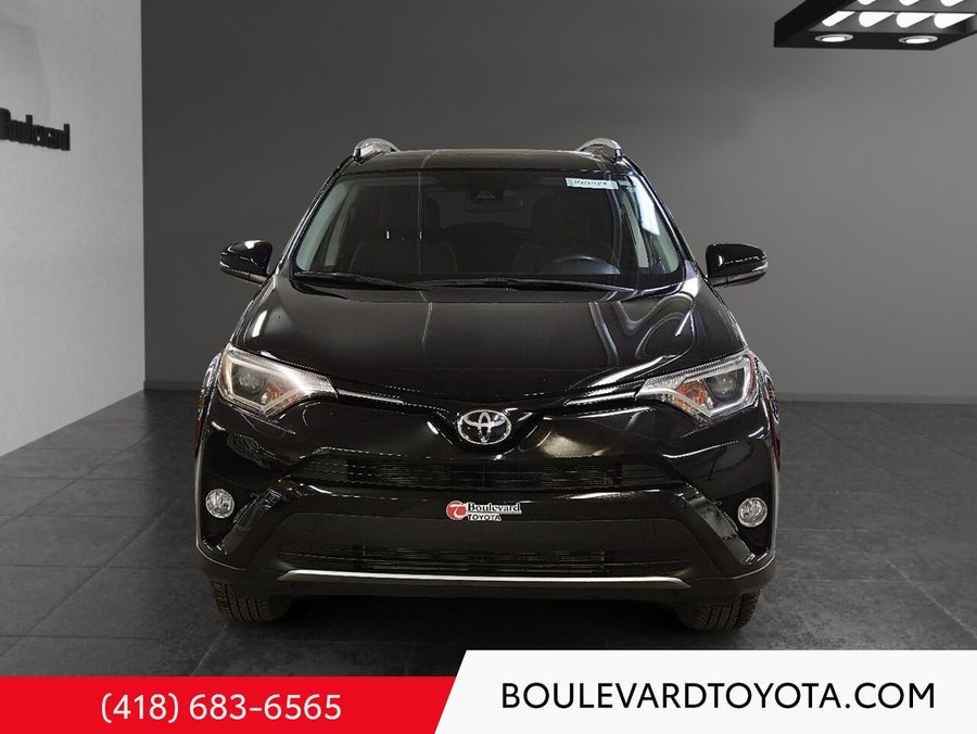 Toyota RAV4 XLE, AWD 2017 Noir