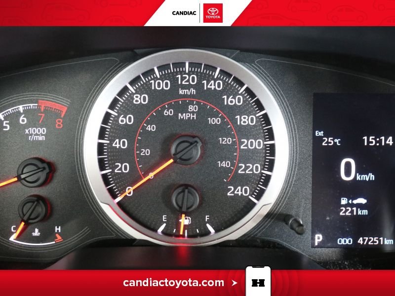 2019 Toyota Corolla White Blainville - photo #18