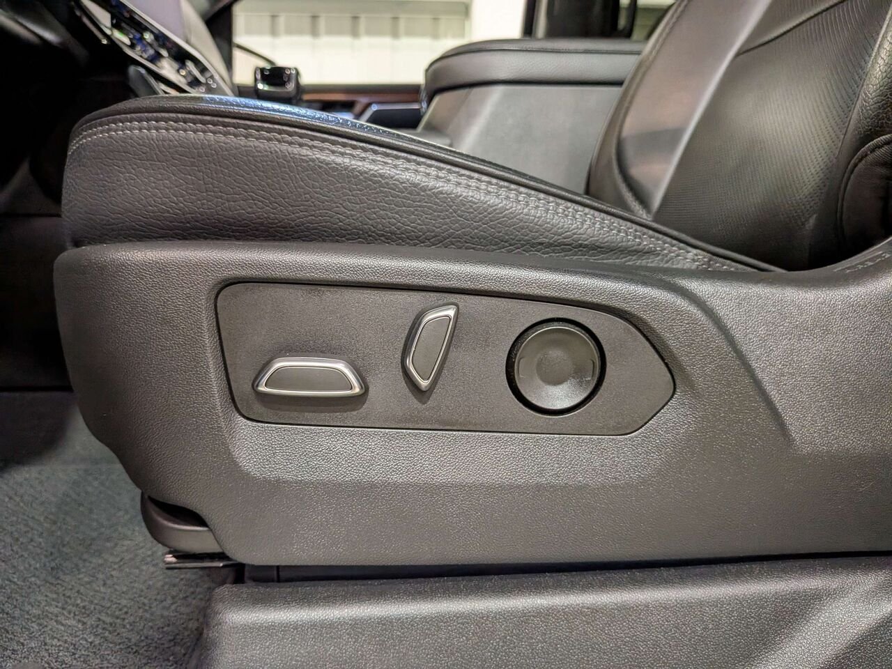 GMC Sierra 1500 4WD Crew Cab 157" Denali 2023 Gris Val-David - photo #8