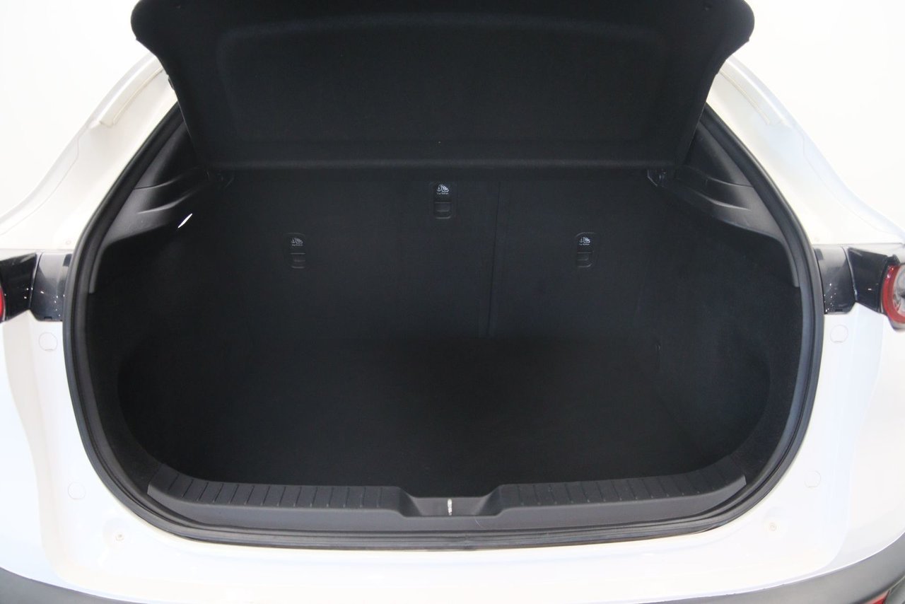 2021 Mazda CX-30 GS White Baie-Comeau - photo #17