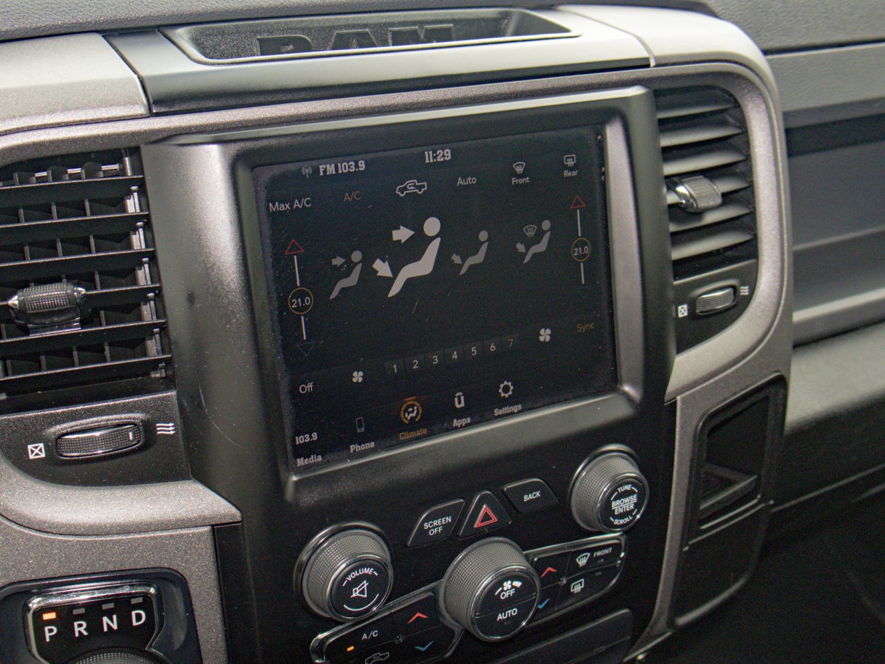 2020 Ram 1500 Classic Express 4x4 Crew Cab 5'7 Box Grey Sherwood Park - photo #26