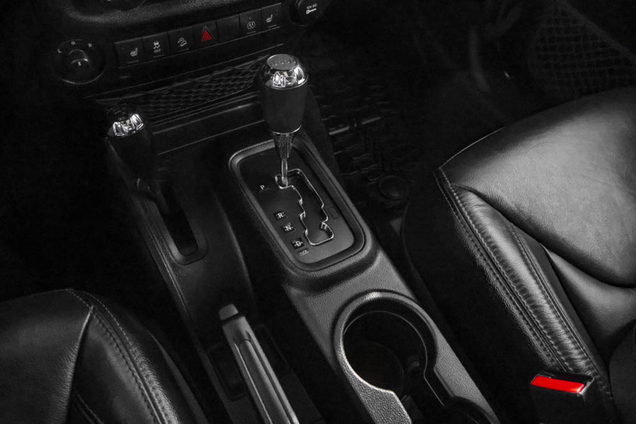 2018 Jeep Wrangler JK Unlimited Sahara 4x4 Black Sherwood Park - photo #22