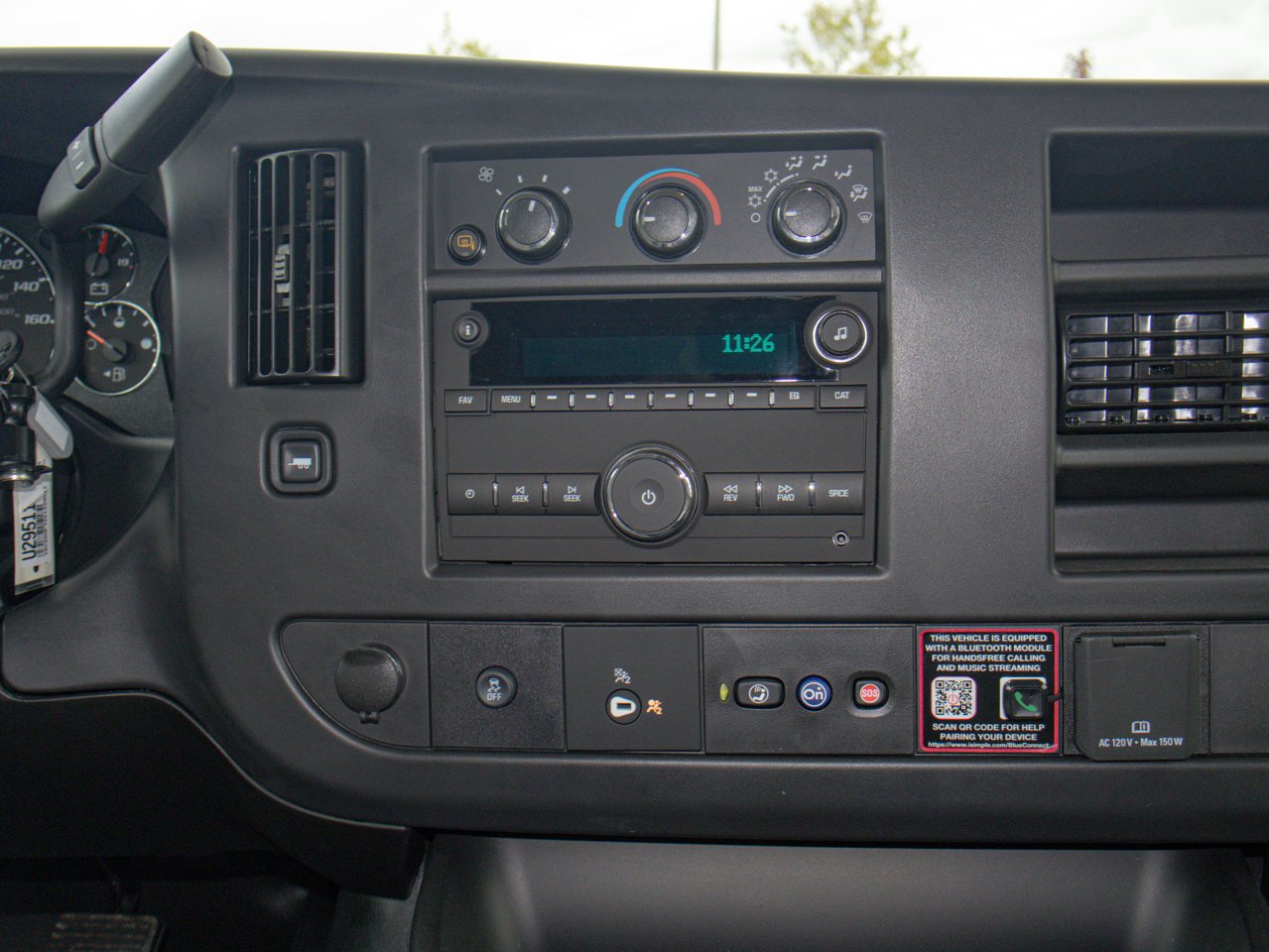2025 Chevrolet Express Cargo Van RWD 3500 155 White Sherwood Park - photo #25