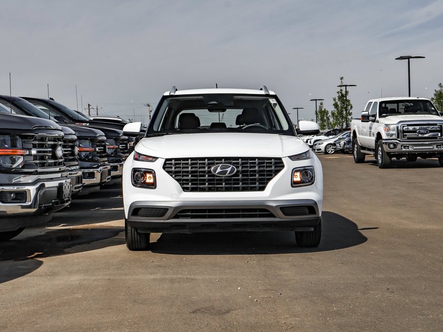 2025 Hyundai Venue 2025 White