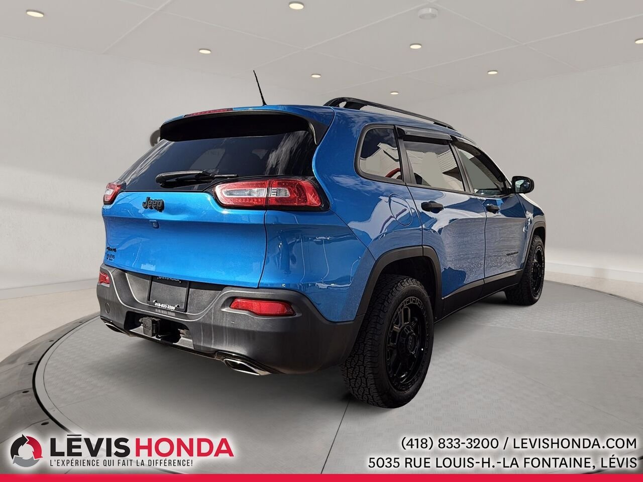 Jeep Cherokee Altitude 4WD Altitude 4x4 2018 Bleu Lévis - photo #9